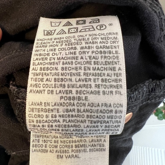 🐙Levi’s Black Denim Jeans Women’s Straight Leg - Picture 8 of 13